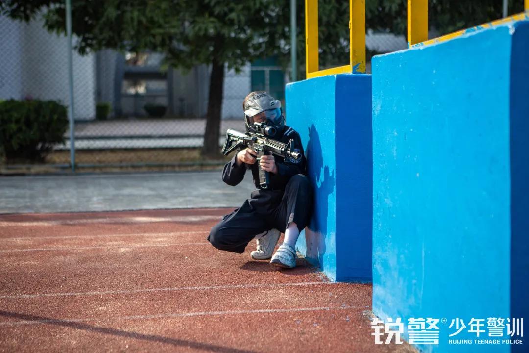 特警突擊營圓滿結營:曆經警訓淬煉,成就(jiù)英勇少(shǎo)年(nián)