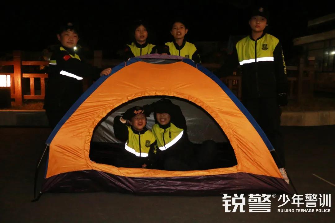 超越體(tǐ)育營圓滿結營:少(shǎo)年(nián)強中國(guó)強,堅定信念勇往直前