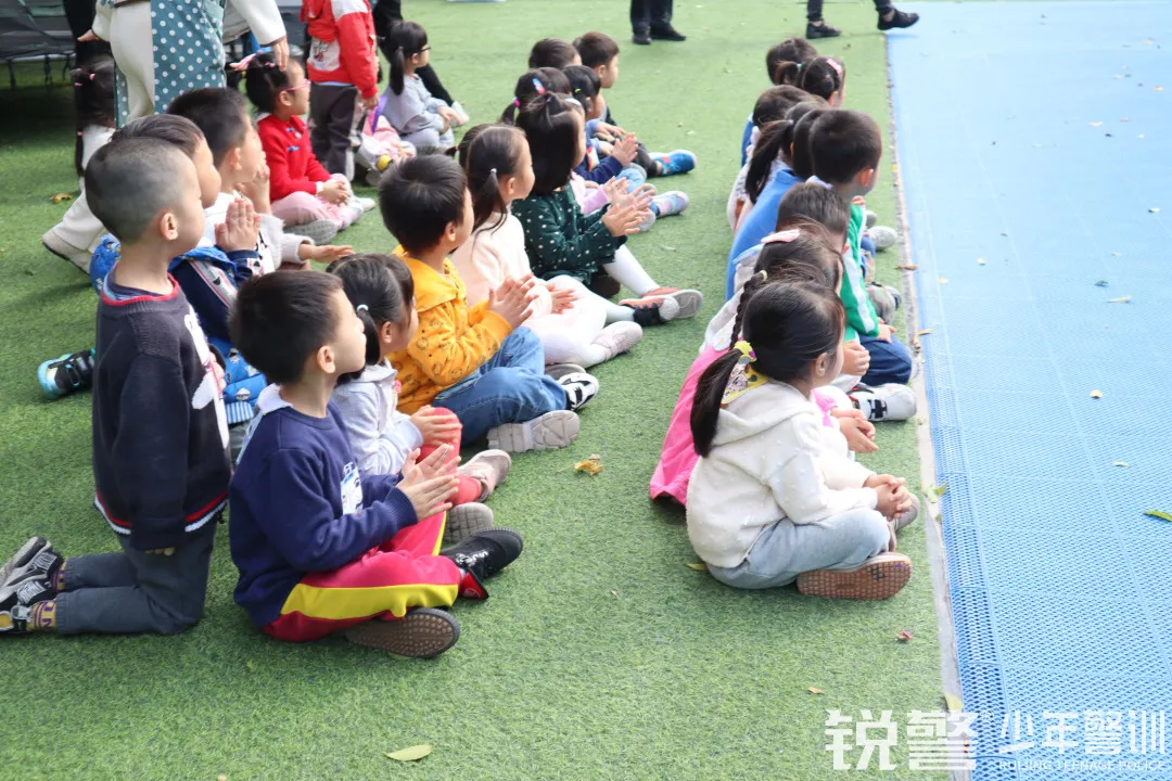 銳警少(shǎo)年(nián)警訓：海(hǎi)珠區(qū)思恩幼兒(ér)園小(xiǎo)特警體(tǐ)驗活動