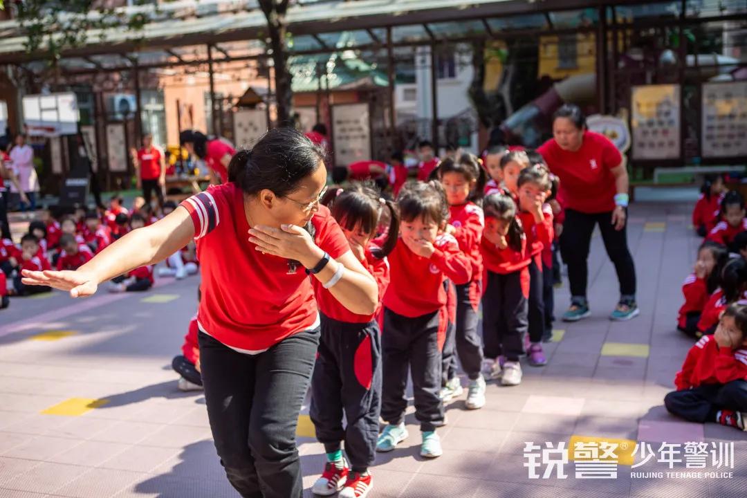 消防安全，平安“童”行(xíng)——煙(yān)墩路(lù)幼兒(ér)園消防安全教育活動