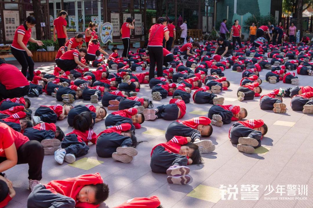 消防安全，平安“童”行(xíng)——煙(yān)墩路(lù)幼兒(ér)園消防安全教育活動