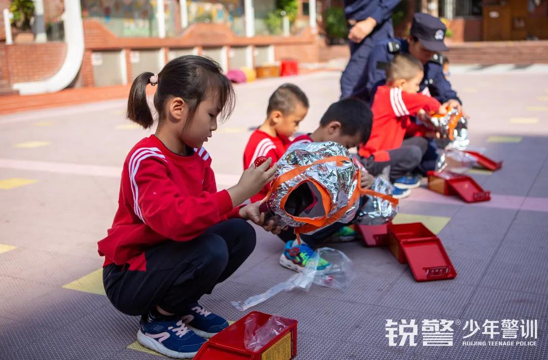 消防安全，平安“童”行(xíng)——煙(yān)墩路(lù)幼兒(ér)園消防安全教育活動