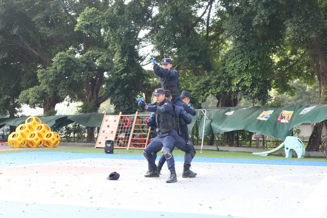 銳警少(shǎo)年(nián)警訓：海(hǎi)珠區(qū)思恩幼兒(ér)園小(xiǎo)特警體(tǐ)驗活動