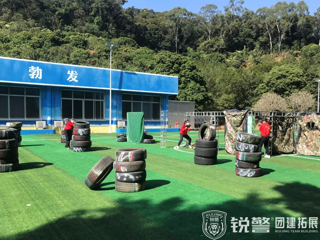 銳警團建：共創美(měi)好(hǎo)，再攀高(gāo)峰，民(mín)生(shēng)銀(yín)行(xíng)濱江東(dōng)支行(xíng)團建踏青活動